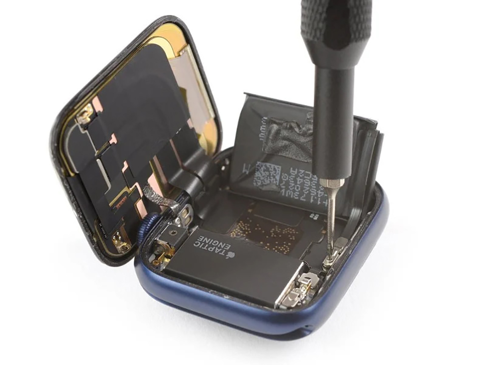 'Mổ bụng' Apple Watch series 6, iFixit phát hiện nhiều điều thú vị