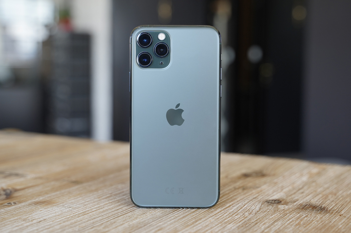  iPhone 11 Pro Max là điện thoại cao cấp nhất thời điểm này của Apple